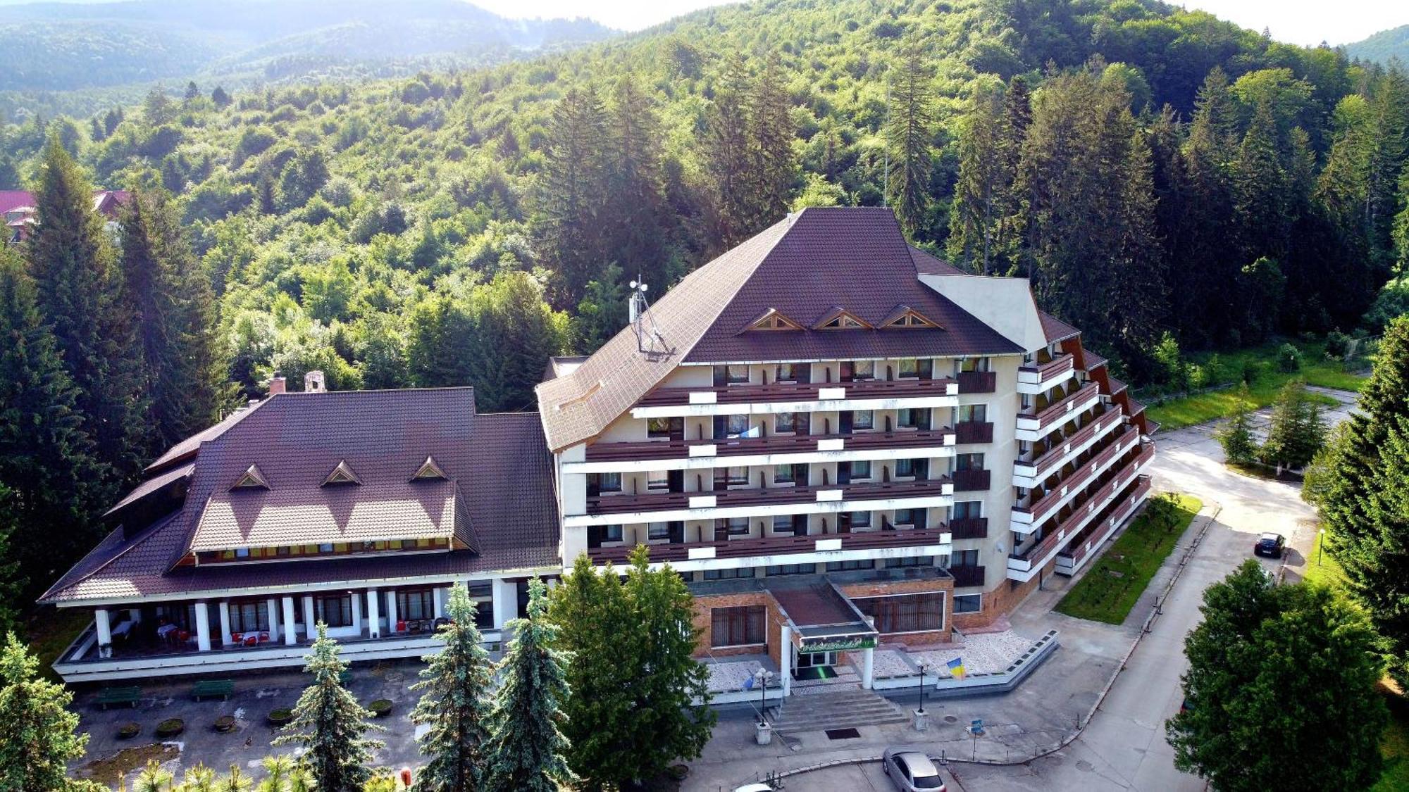 Hotel Bradul - Covasna Dış mekan fotoğraf